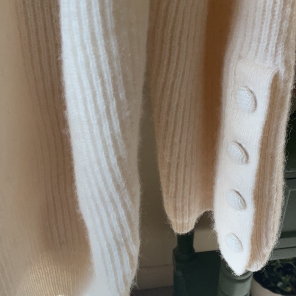 Max Mara Cashmere Sweater EUC - Picture 5 of 14